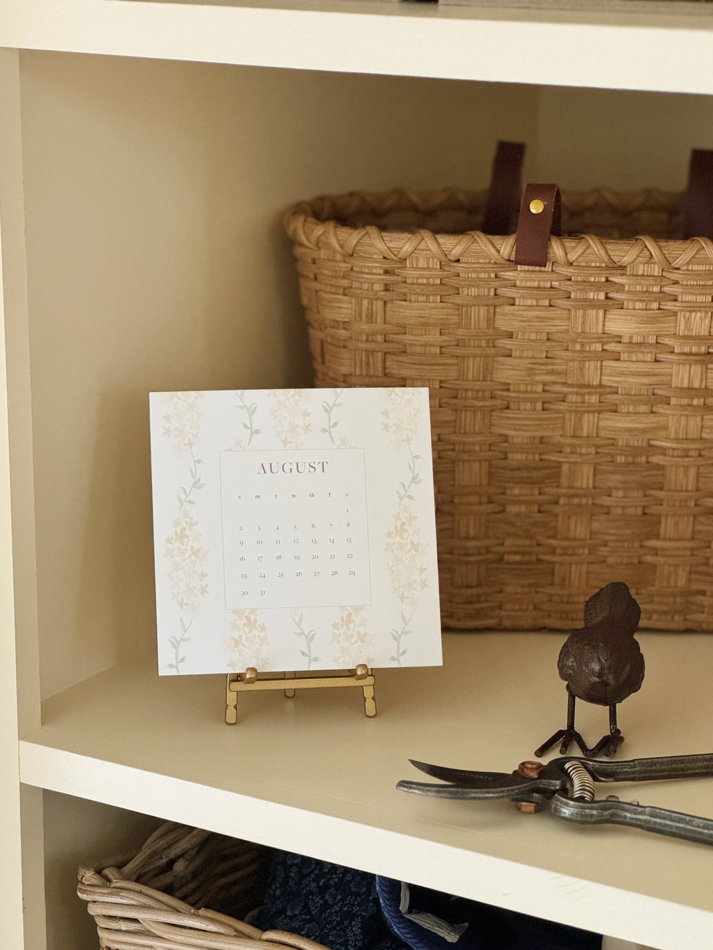 2026 Calendar & Easel Set