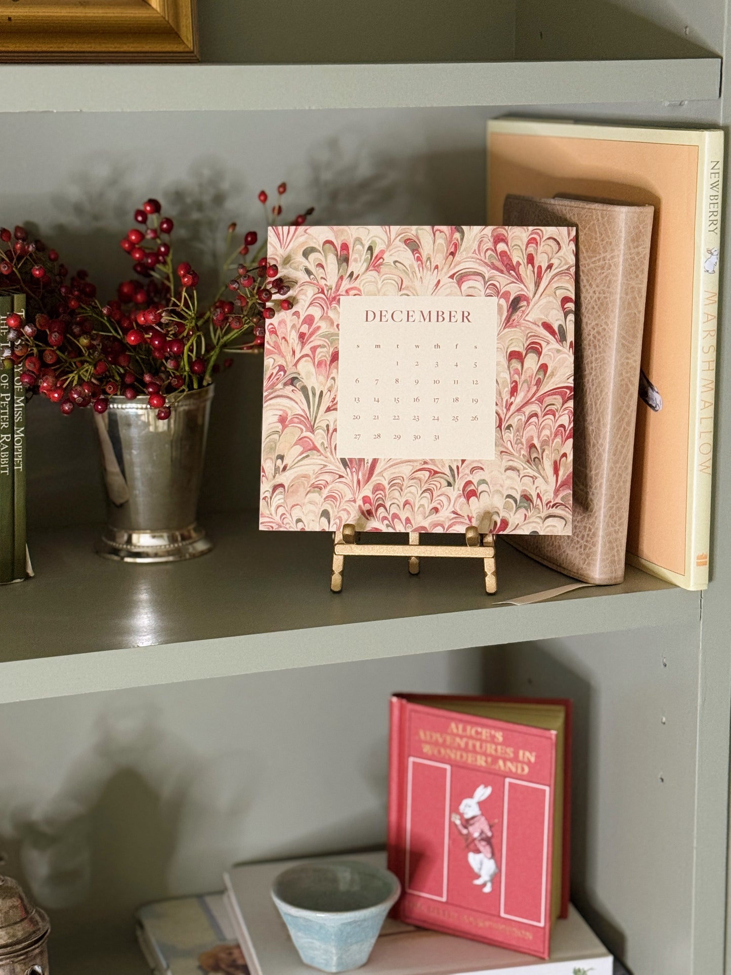 2026 Calendar & Easel Set